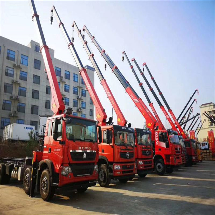 卫滨租专业吊车电话