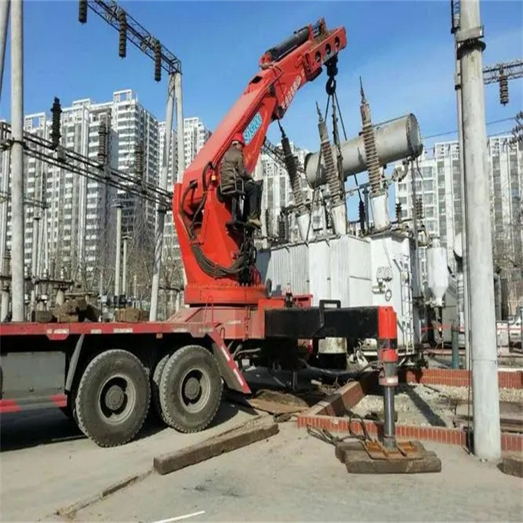 卫滨就近吊车出租|工地厂房吊装设备租赁|24小时高效响应