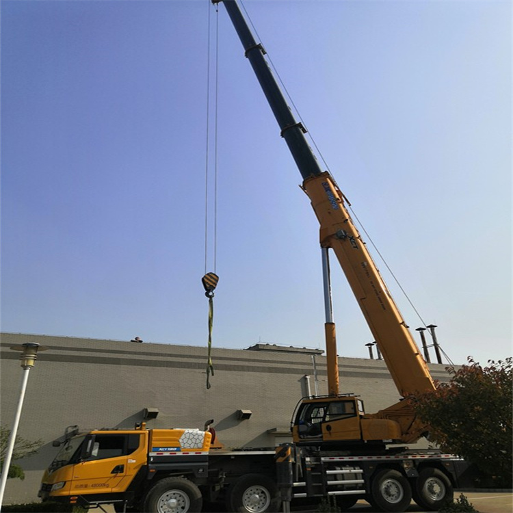 卫滨 选择汽车吊租赁的秘诀与联系方式指南