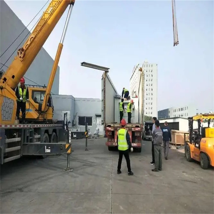 卫滨如何找到附近的吊车救援服务